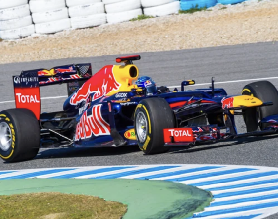 Formula One Fans File Lawsuit Over Early Venue Exit at Las Vegas Grand Prix - 1 (800) 880-7954