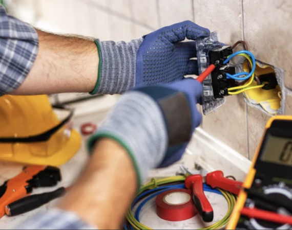 How to Hire an Affordable and Qualified Electrician in Nevada - 1 (800) 880-7954