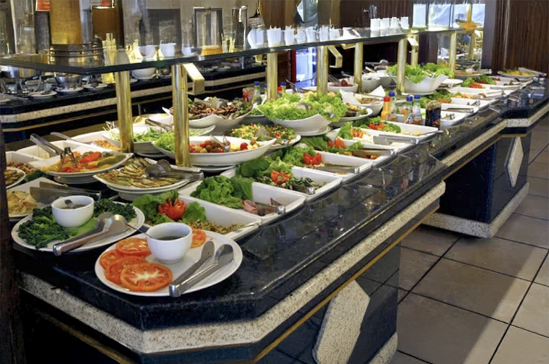 How Las Vegas Is Changing: Higher Resort Fees, More Expensive Hotels, and Pricier Buffets